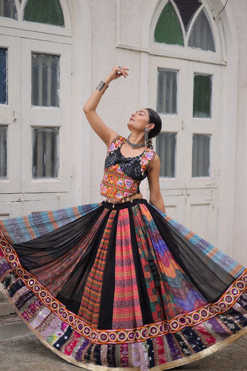 Navratri Lehenga Choli Collection 2025 β Georgette Print with Gamthi Embroidery & Kutchi Work
