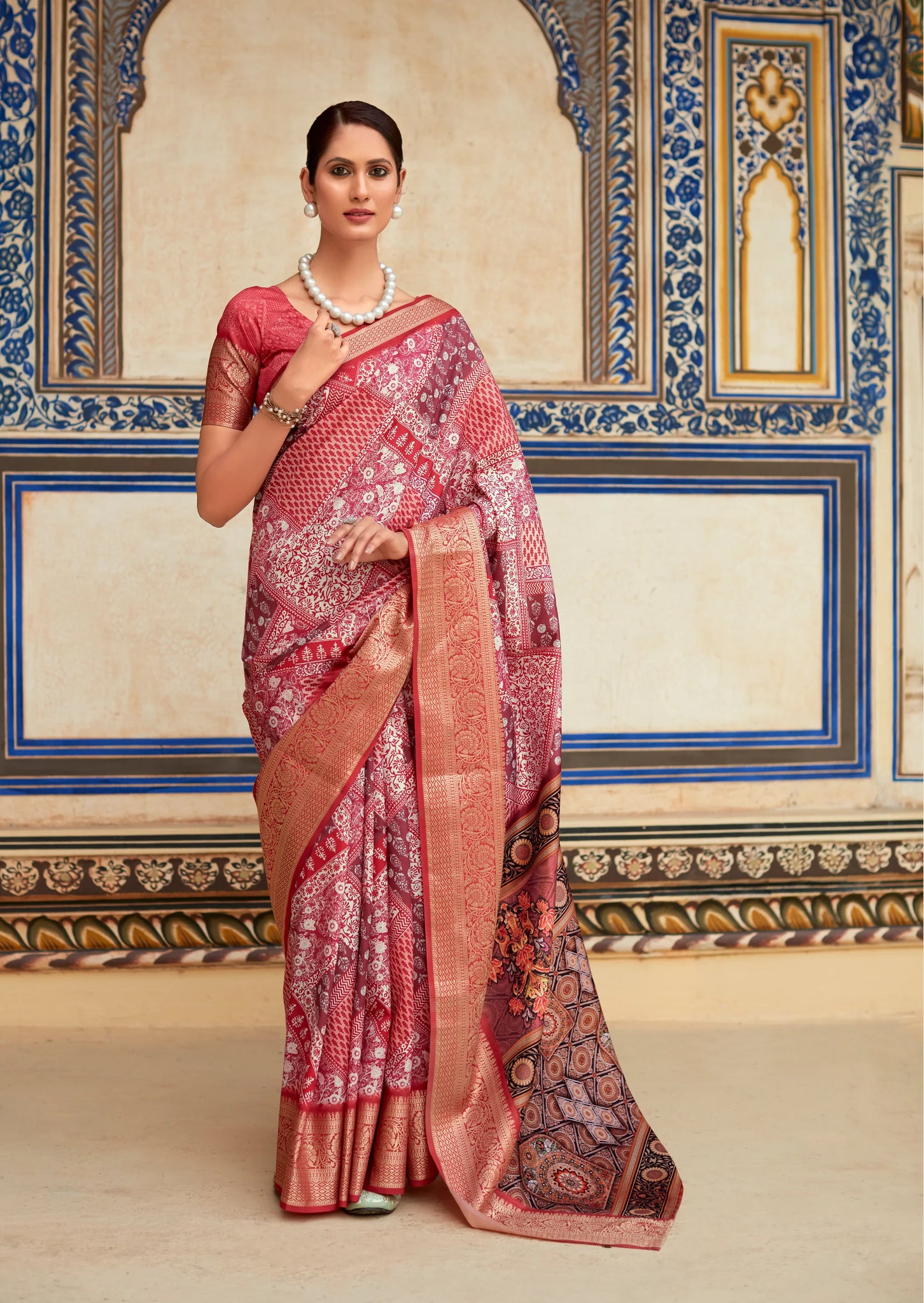 Lotus Pink Dola Handloom Silk Saree – A Statement of Class & Tradition