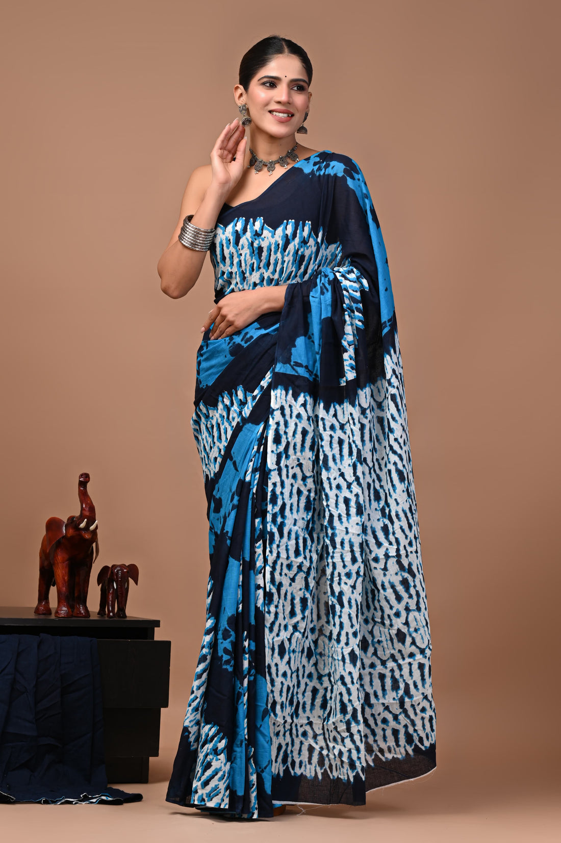 Faddism Bagru Print Pure Mulmul Cotton Saree with Running Blouse
