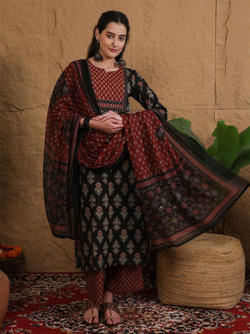 Faddism Cotton Printed Kurti Pant Dupatta Set with Hand Work