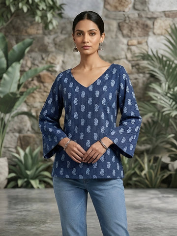 Faddism Women Blue Printed Straight Pure Cotton Tunic