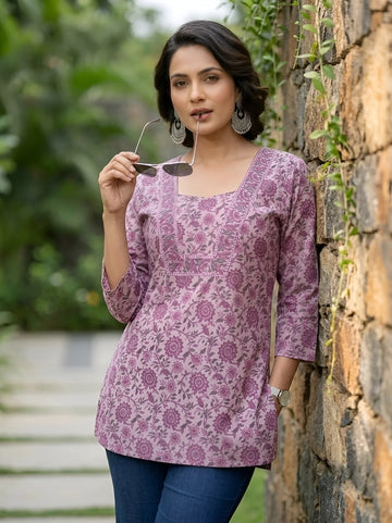 Faddism Women Lavender Printed Straight Pure Cotton Tunic