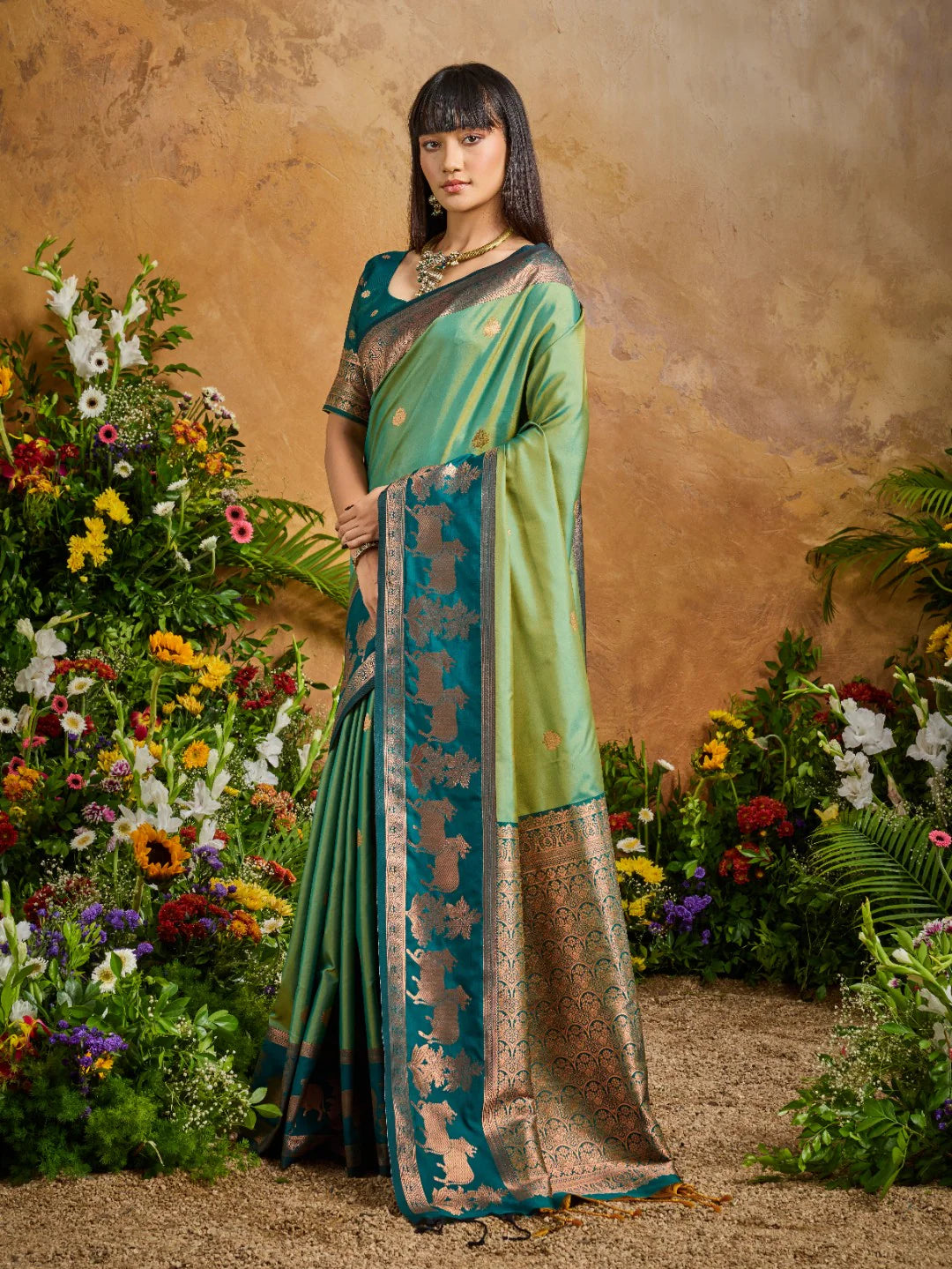 Faddism Green Pure Silk Pichwai Handloom Weaving Saree