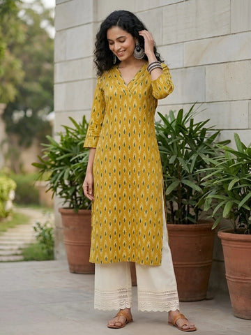 Faddism Yellow Printed Straight Kurta with Three Quarter Sleeves