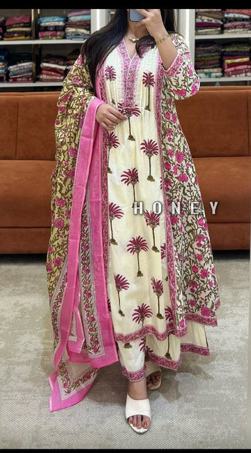 Faddism White Love A-Line Cotton Kurta Plazo Set with Dupatta