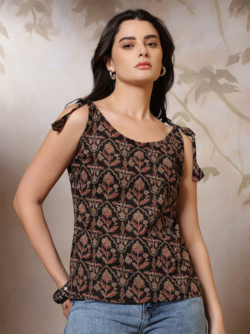 Women’s Black Printed Sleeveless Top