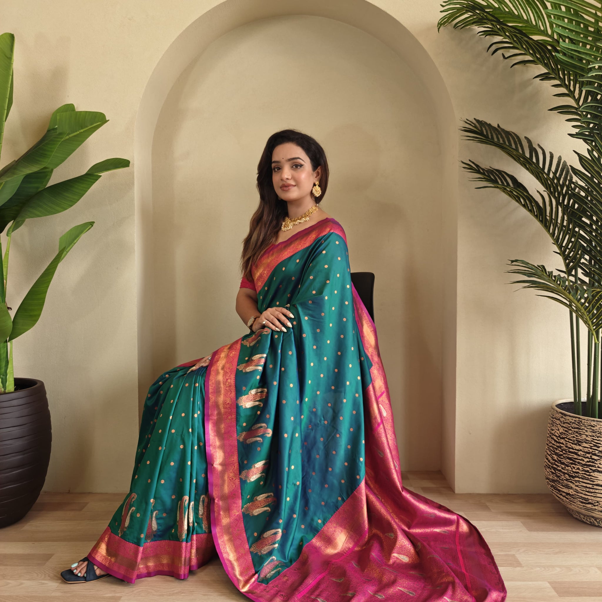 Tanya Blue Royal Paithani Silk Saree with Kanchipuram Touch & Contrast Blouse