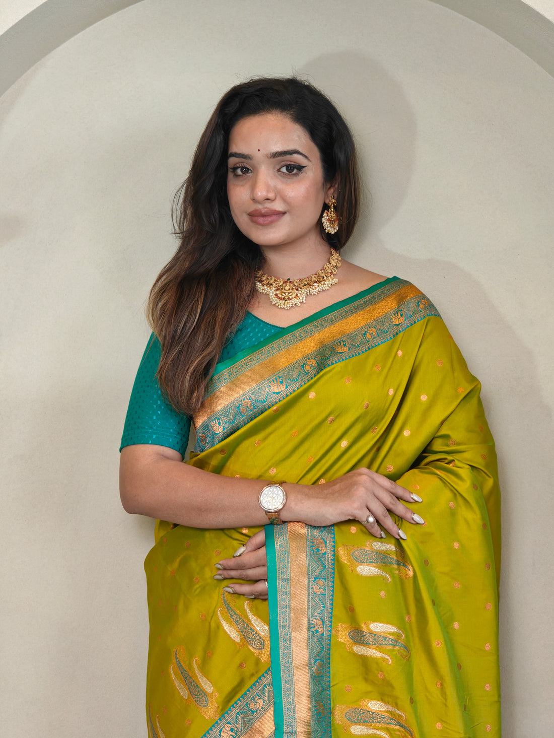 Tanya Light Green Royal Paithani Silk Saree with Kanchipuram Touch & Contrast Blouse
