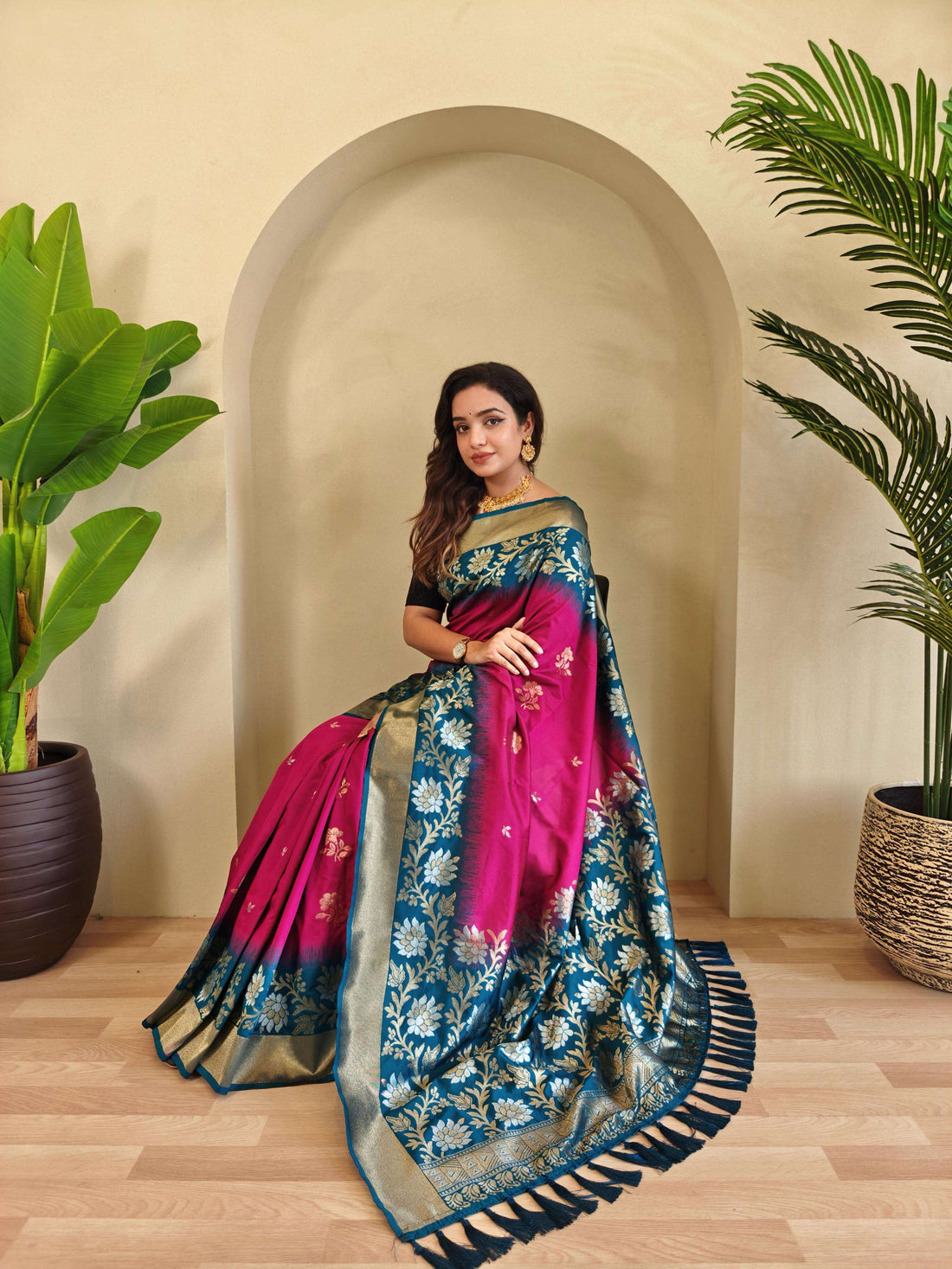 Fulpati Pink Dual Tone Silk Saree with Zari Weaving